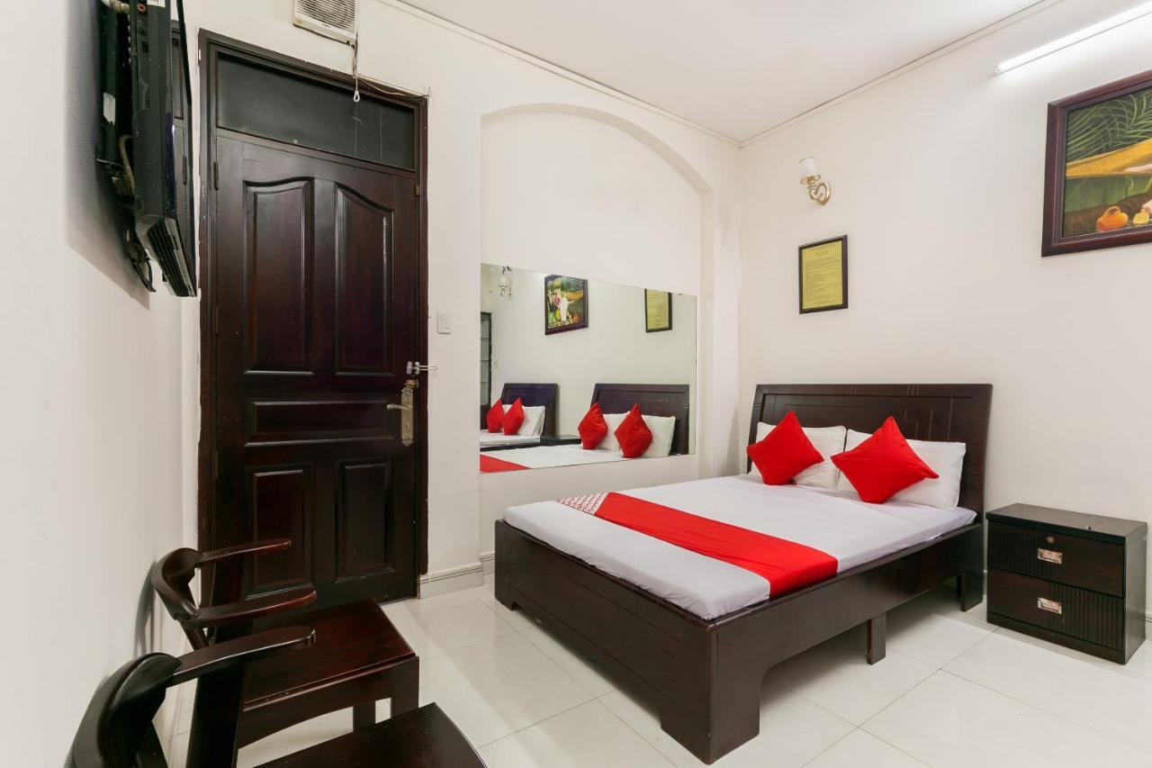 Oyo 486 Nhat Nhat Hotel Хошимин Экстерьер фото